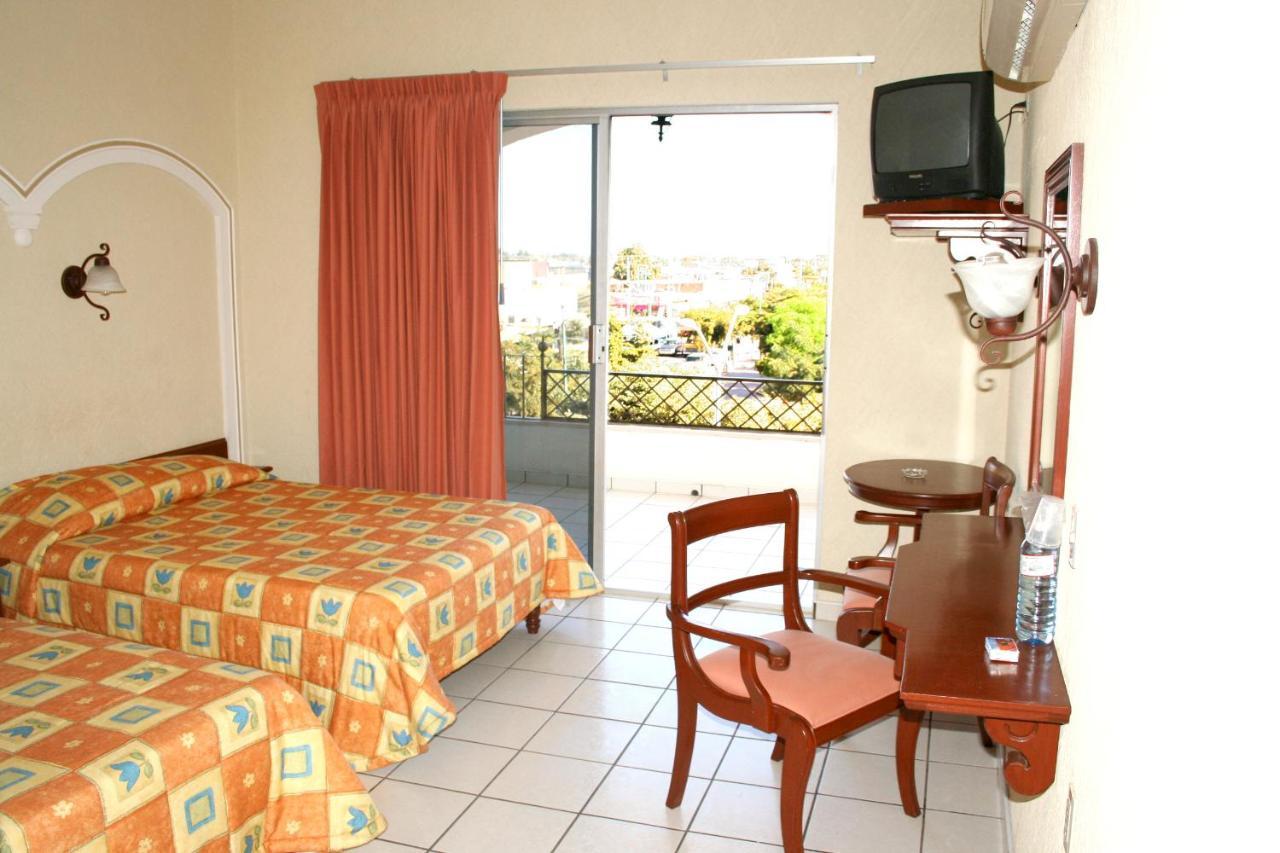 Guamuchil Hotel Davimar מראה חיצוני תמונה